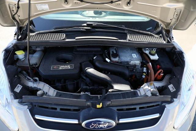 Photo of 2017 White Gold Metallic Ford C-Max Energi