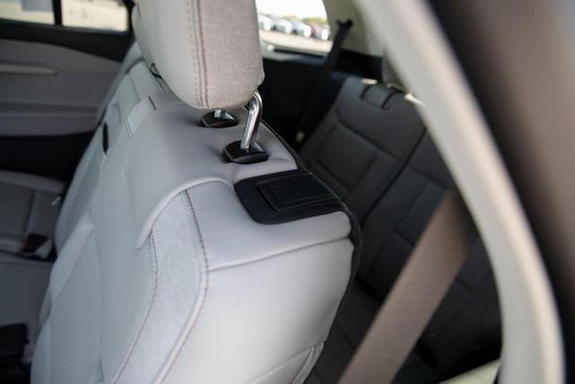Photo of 2025 Vapor Blue Ford Explorer
