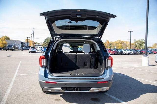Photo of 2025 Vapor Blue Ford Explorer