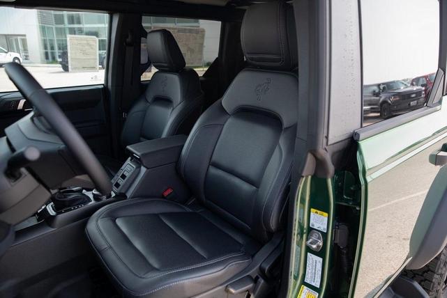 Photo of 2025 Green Metallic Ford Bronco