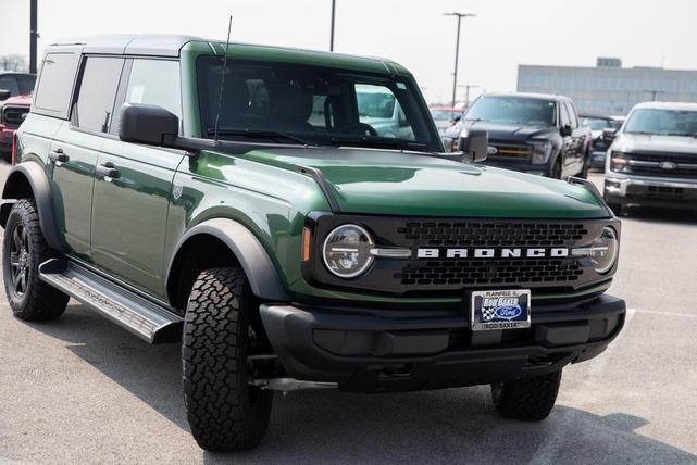 Photo of 2025 Green Metallic Ford Bronco