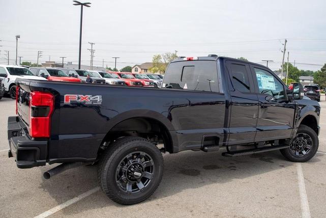 Photo of 2025 Blue Ford F-250