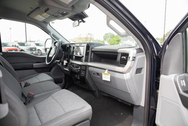 Photo of 2025 Blue Ford F-250