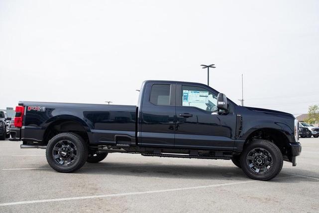 Photo of 2025 Blue Ford F-250
