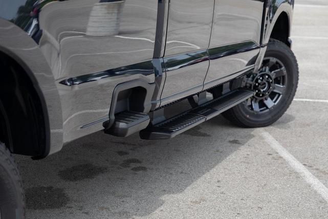 Photo of 2025 Blue Ford F-250