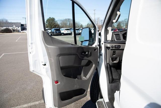 Photo of 2023 Oxford White Ford Transit-250