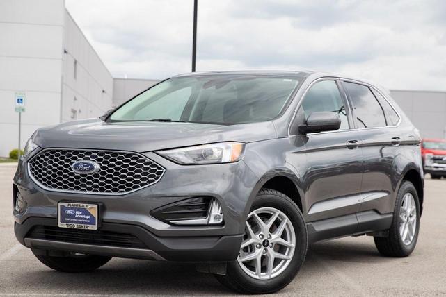 Photo of 2024 Carbonized Gray Metallic Ford Edge