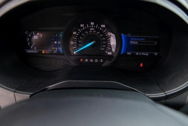 Photo of 2024 Carbonized Gray Metallic Ford Edge