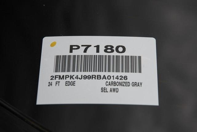 Photo of 2024 Carbonized Gray Metallic Ford Edge