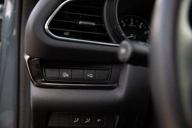 Photo of 2024 Polymetal Gray Metallic Mazda CX-30