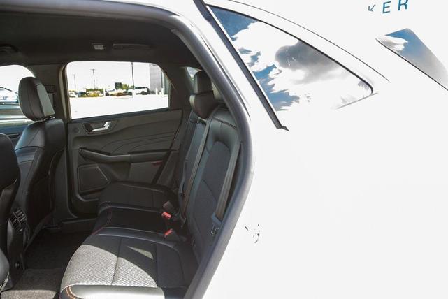 Photo of 2024 White Metallic Ford Escape