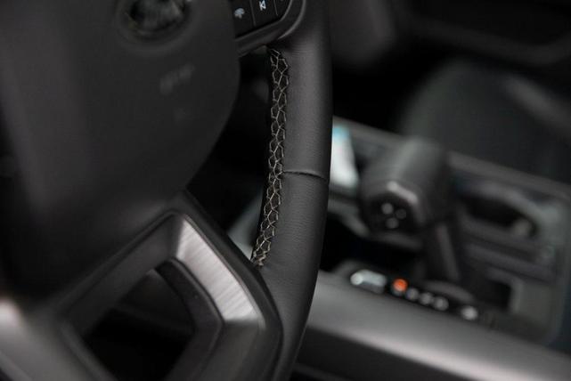 Photo of 2024 Avalanche Ford F-150