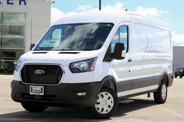 Photo of 2025 Oxford White Ford Transit-250