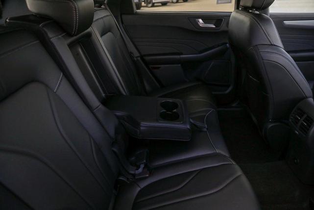 Photo of 2025 White Ford Escape