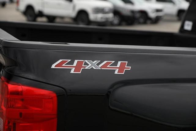 Photo of 2017 Black Chevrolet Silverado 1500