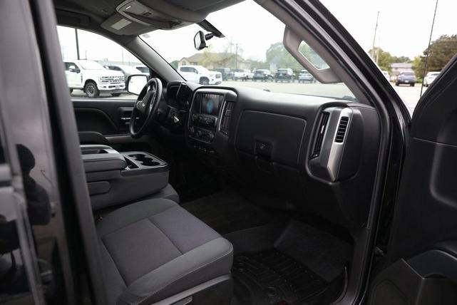Photo of 2017 Black Chevrolet Silverado 1500
