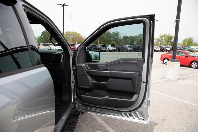 Photo of 2023 Iconic Silver Metallic Ford F-150