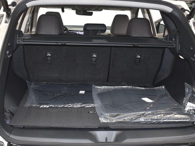 Photo of 2025 Champagne Silve Nissan Murano