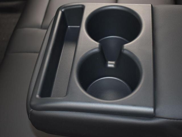 Photo of 2025 Everest White P Nissan Murano