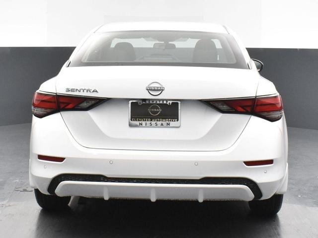 Photo of 2025 Cloud White Nissan Sentra