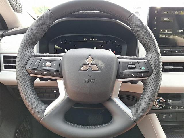 Photo of 2025 Red Diamond Mitsubishi Outlander