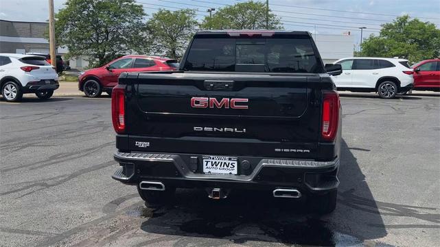 Photo of 2022 Black GMC Sierra 1500