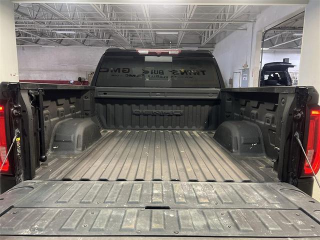 Photo of 2022 Black GMC Sierra 1500
