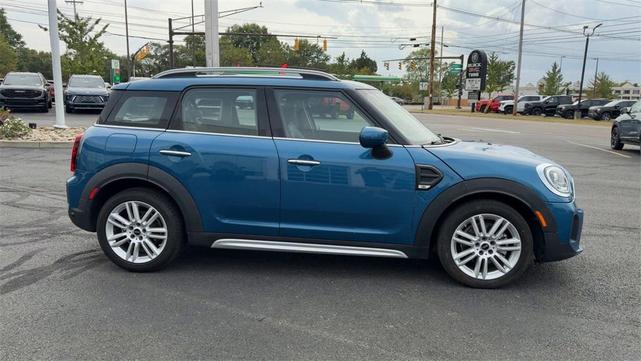 Photo of 2022 Island Blue Metallic MINI Countryman
