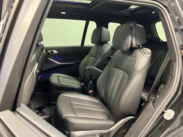 Photo of 2023 Black BMW X7