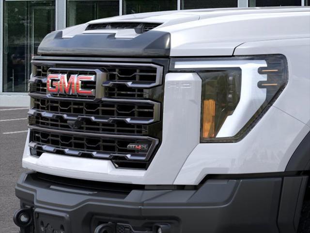 Photo of 2025 Summit White GMC Sierra 2500