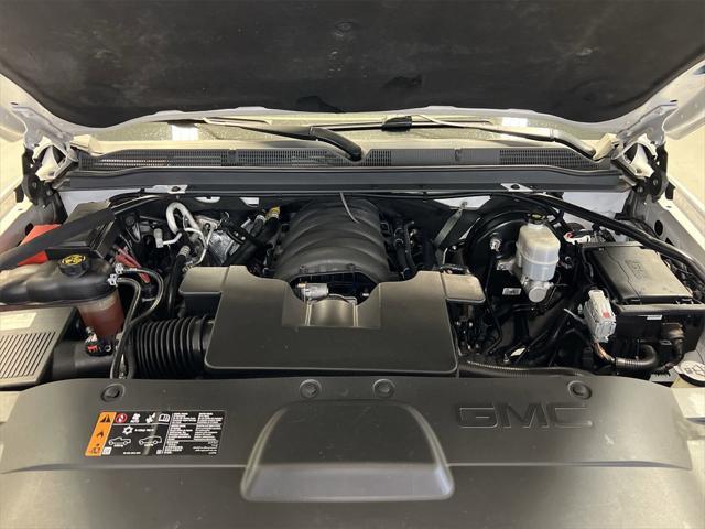 Photo of 2020 White GMC Yukon