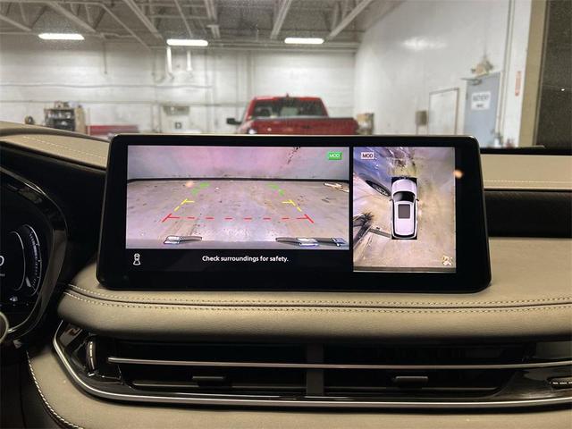 Photo of 2023 Gray INFINITI QX60
