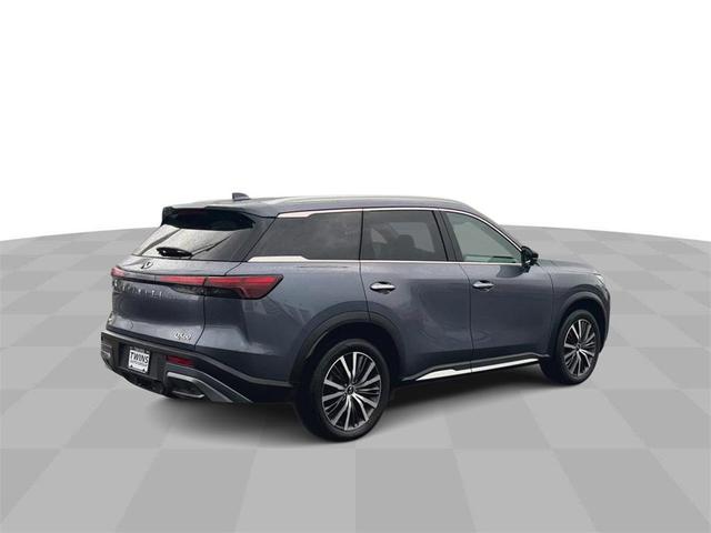 Photo of 2023 Gray INFINITI QX60