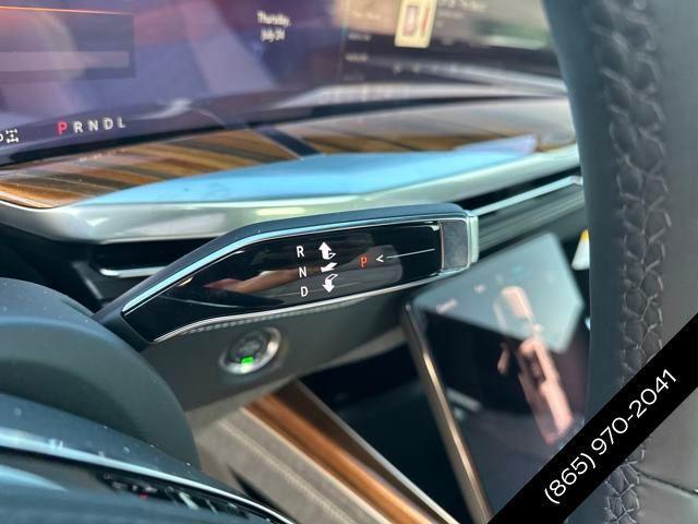 Photo of 2025 Crystal White Tri-Coat Cadillac Escalade