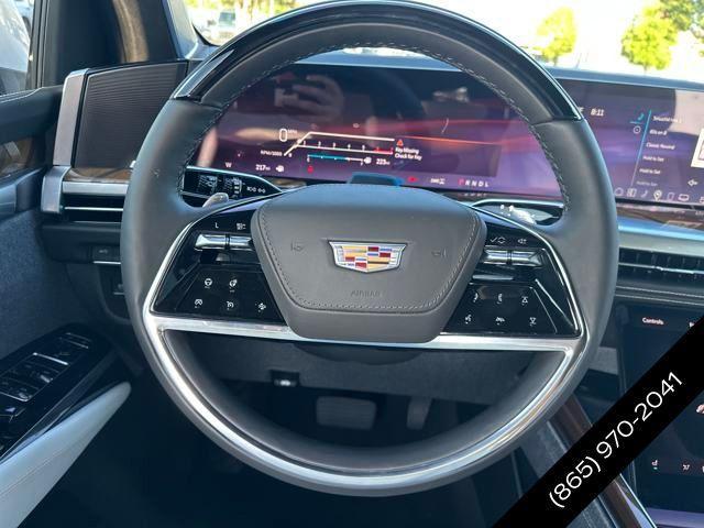 Photo of 2025 Crystal White Tri-Coat Cadillac Escalade