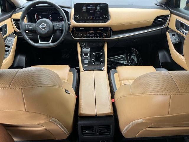 Photo of 2023 Caspian Blue Nissan Rogue