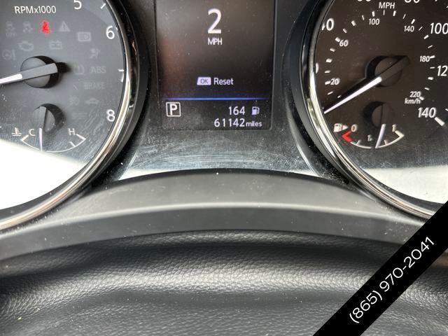 Photo of 2018 Glacier White Nissan Rogue