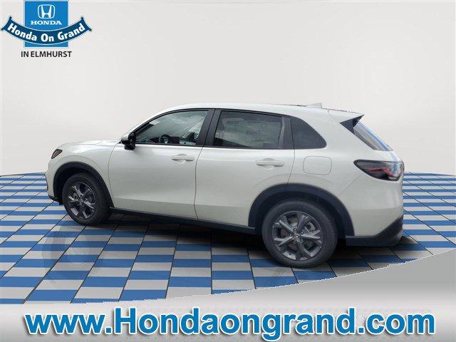 Photo of 2026 Platinum White Pearl Honda HR-V