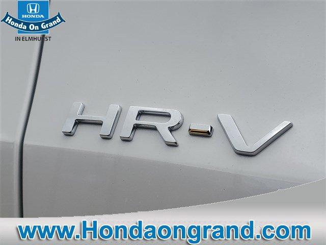 Photo of 2026 Platinum White Pearl Honda HR-V
