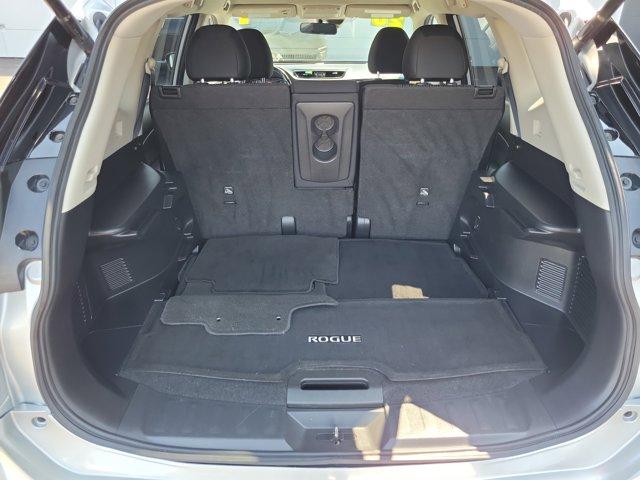 Photo of 2020 Brilliant Silver Metallic Nissan Rogue
