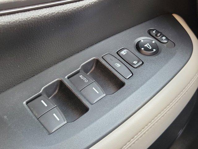 Photo of 2023 Gray Honda HR-V
