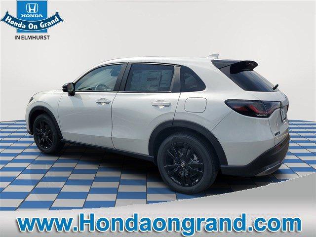 Photo of 2026 Platinum White Pearl Honda HR-V