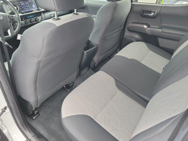 Photo of 2022 White Toyota Tacoma