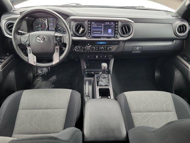 Photo of 2022 White Toyota Tacoma