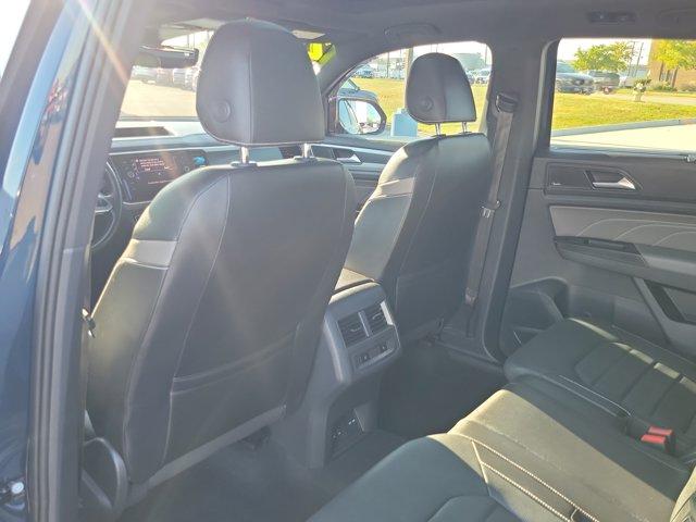 Photo of 2021 Blue Volkswagen Atlas Cross Sport