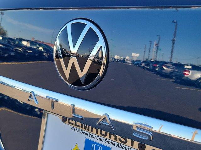 Photo of 2021 Blue Volkswagen Atlas Cross Sport