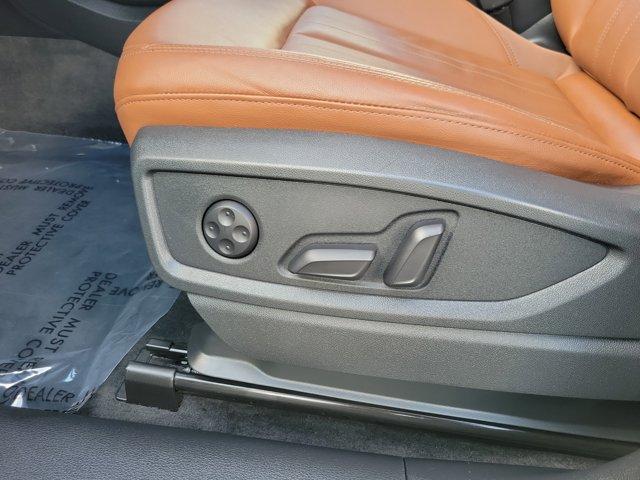 Photo of 2022 White Audi Q5