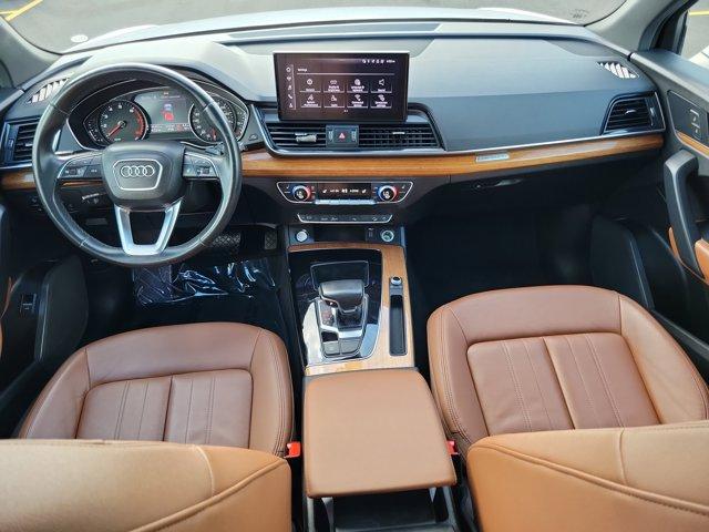 Photo of 2022 White Audi Q5