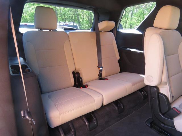 Photo of 2023 Sterling Gray Metallic Chevrolet Traverse