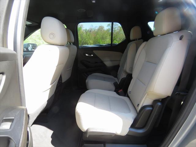 Photo of 2023 Sterling Gray Metallic Chevrolet Traverse